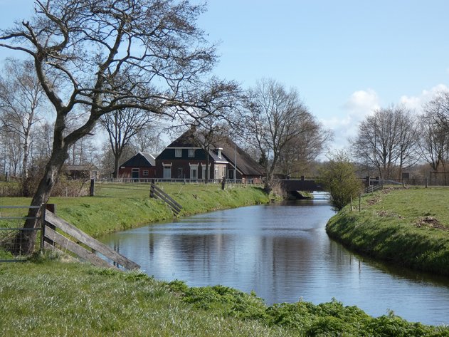 De boerderij bij de til (brug)