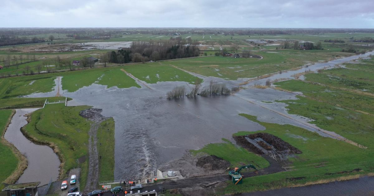 Waterberging De Dijken in vogelpersperctief gefotografeerd